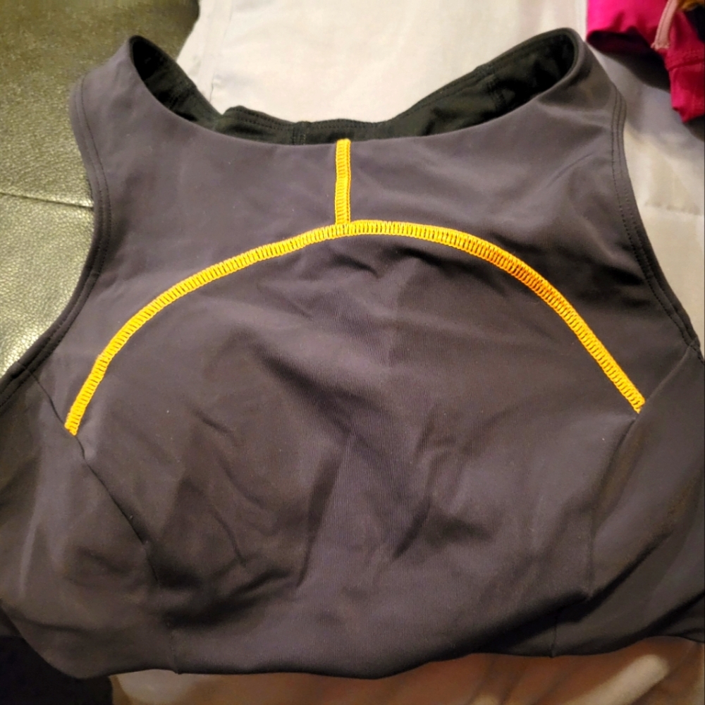 Lululemon race back crop top